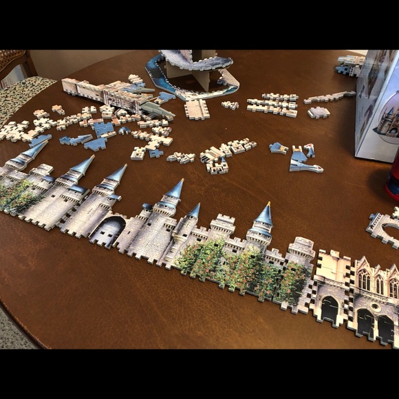 Cinderella Hasbro 400 piece 3D puzzle - Picture 2 of 16